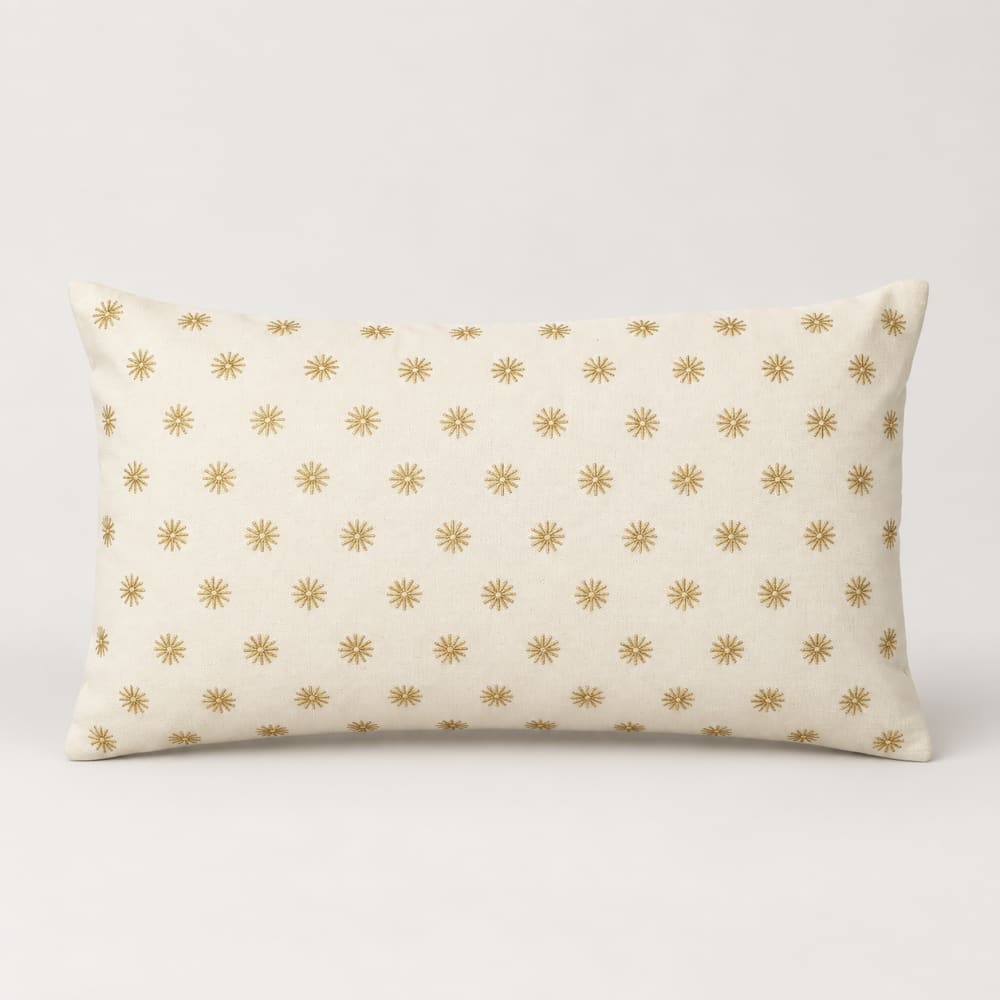 Cojín blanco algodón bordado estrellas doradas 50x30 cm - Maisons du Monde