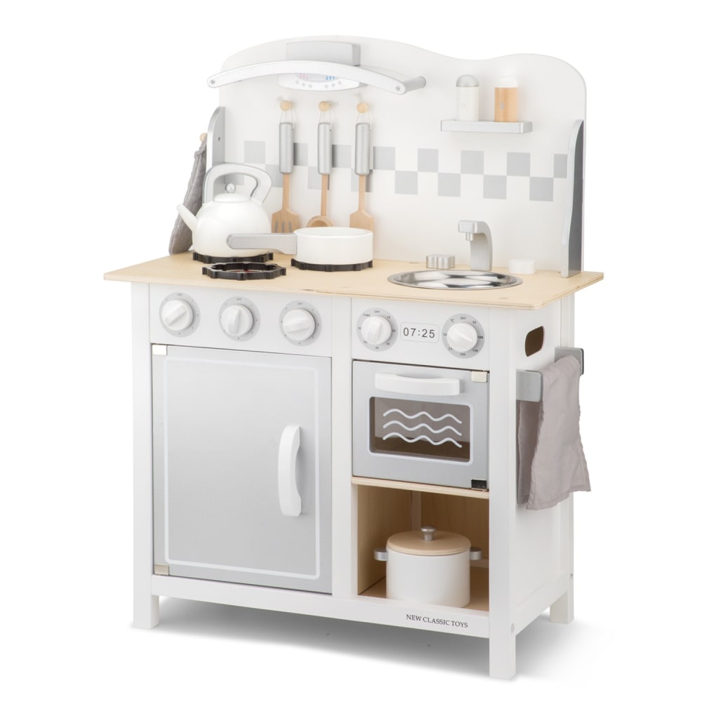 Cocina de madera blanca y gris