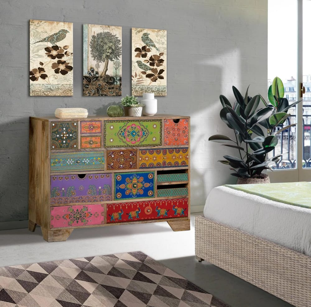 Commode en bois de manguier avec détails multicolores peints à la main - Maisons du Monde
