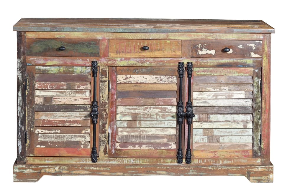 GINER Y COLOMER Sideboard mit 3 Türen und 3 Schubladen aus recyceltem Holz Artikelmaße: 90cm Höhe -150cm Länge - 45cm. Artikelgewicht: 74kg.