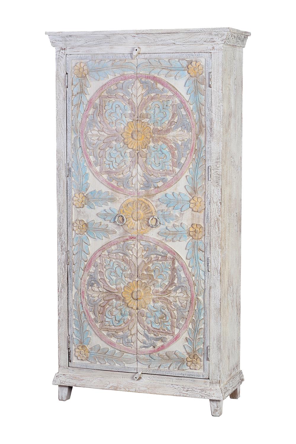 Armoire manguier détails vieillis tons pastel