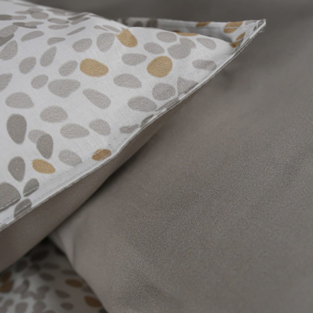 Parure de lit 2 personnes imprimé a pois coton 220x240 cm beige - Maisons du Monde