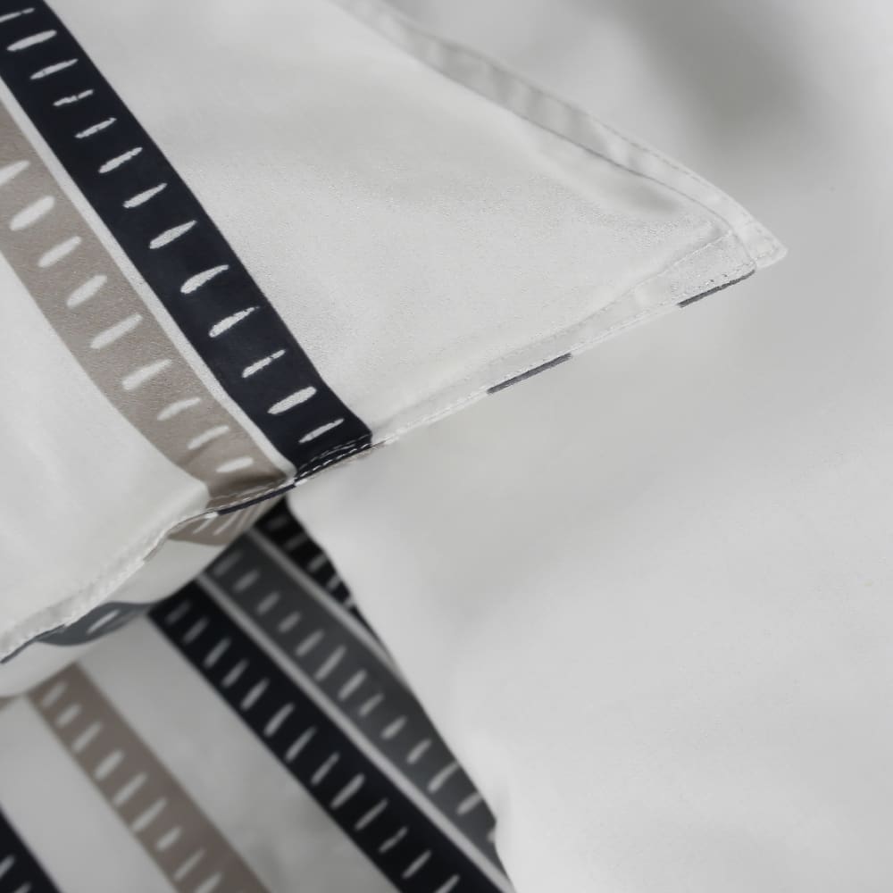 Parure de lit 2 personnes imprimé rayures coton 240x260 cm blanc - Maisons du Monde
