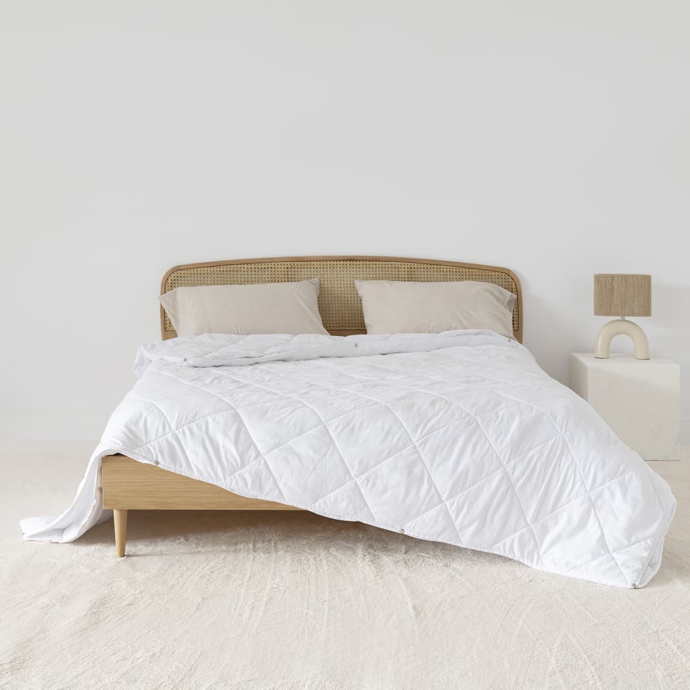 Couette toutes saisons 120 + 250 gr 100% Microfibre Blanc 200x200 cm