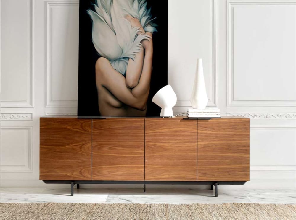 Aparador acabado chapa madera natural nogal 4 puertas. 200×45×75H - Maisons du Monde
