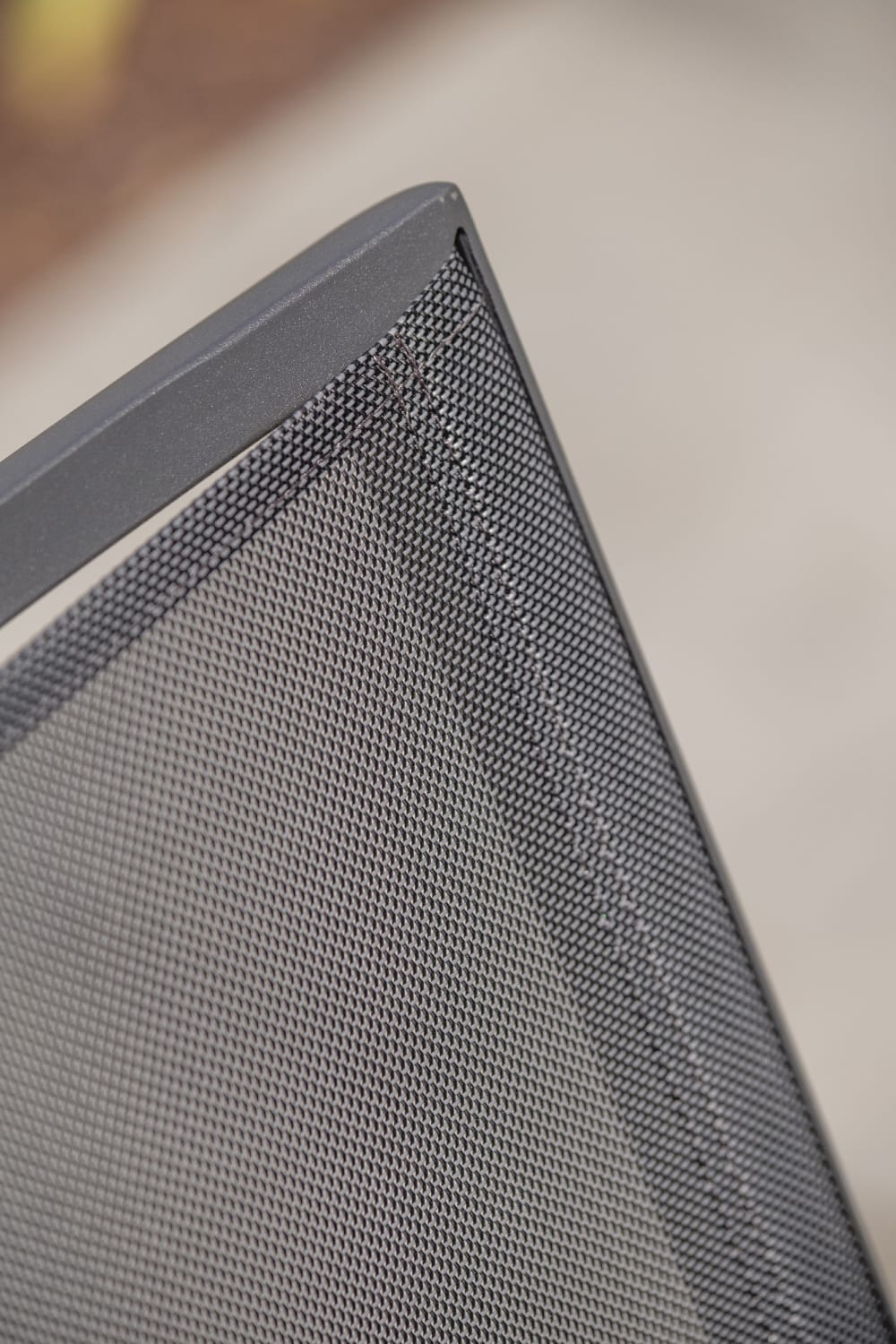 Chaise de jardin empilable en aluminium et toile plastifiée