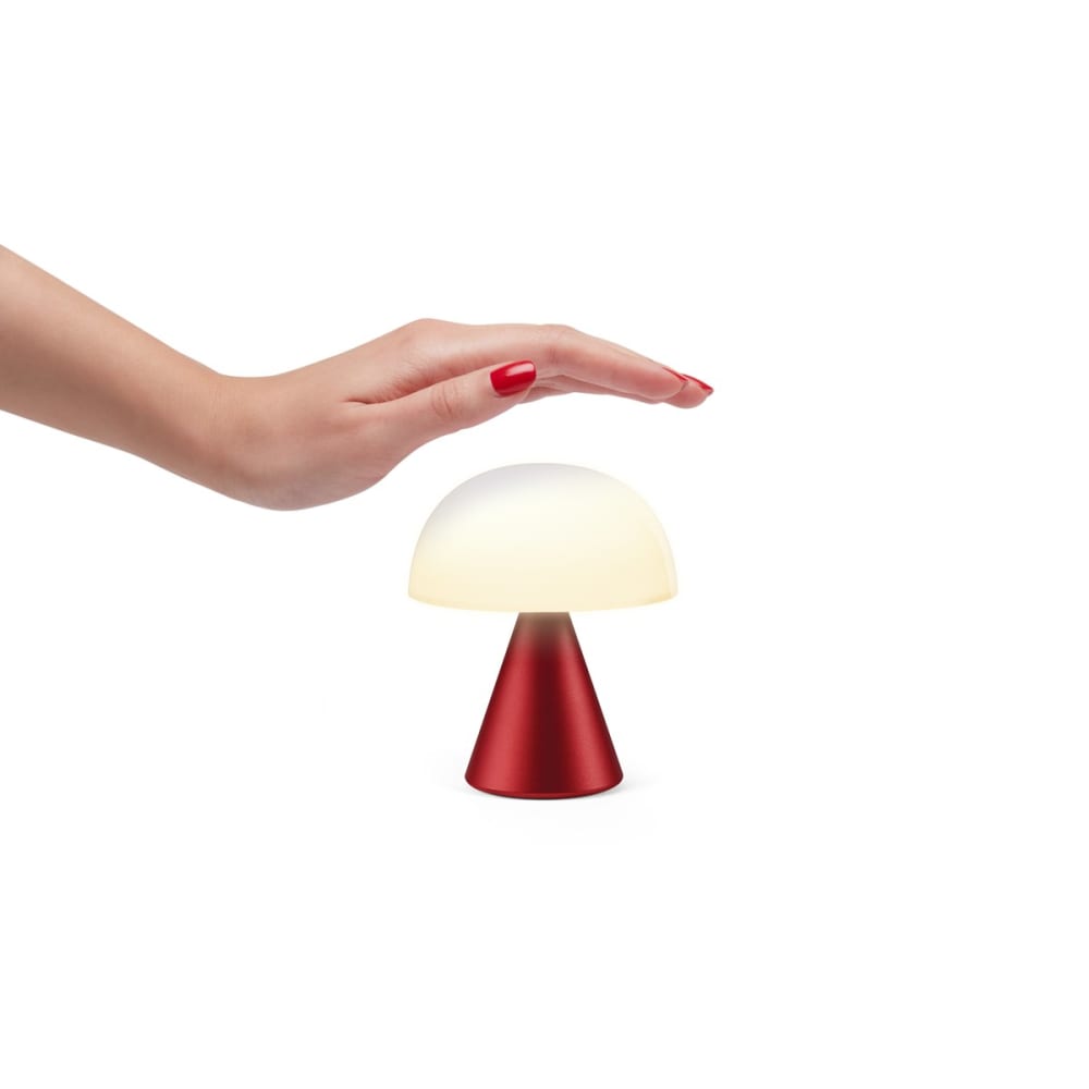 Lampe LED portable medium en aluminium rouge foncé - Maisons du Monde