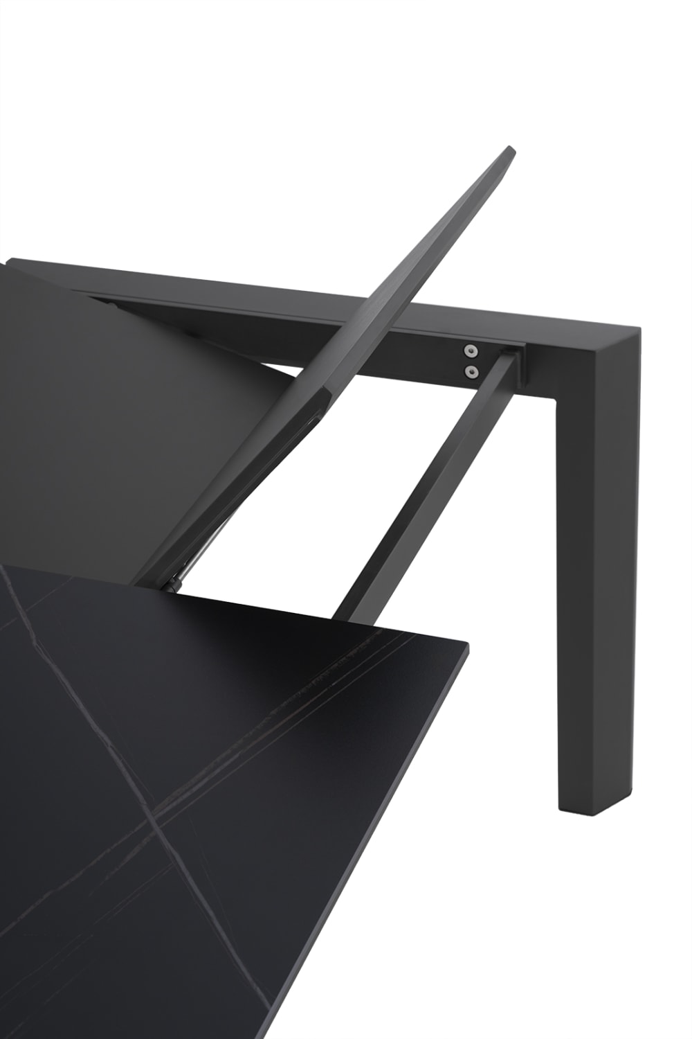 Esstisch schwarze Beine schwarze Porzellanplatte 140x90 - Maisons