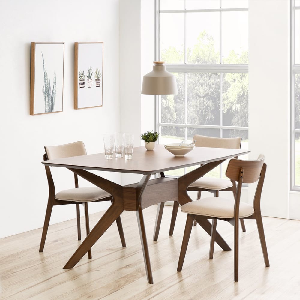 Mesa de comedor con tablero de madera y patas blancas. - Maisons du Monde