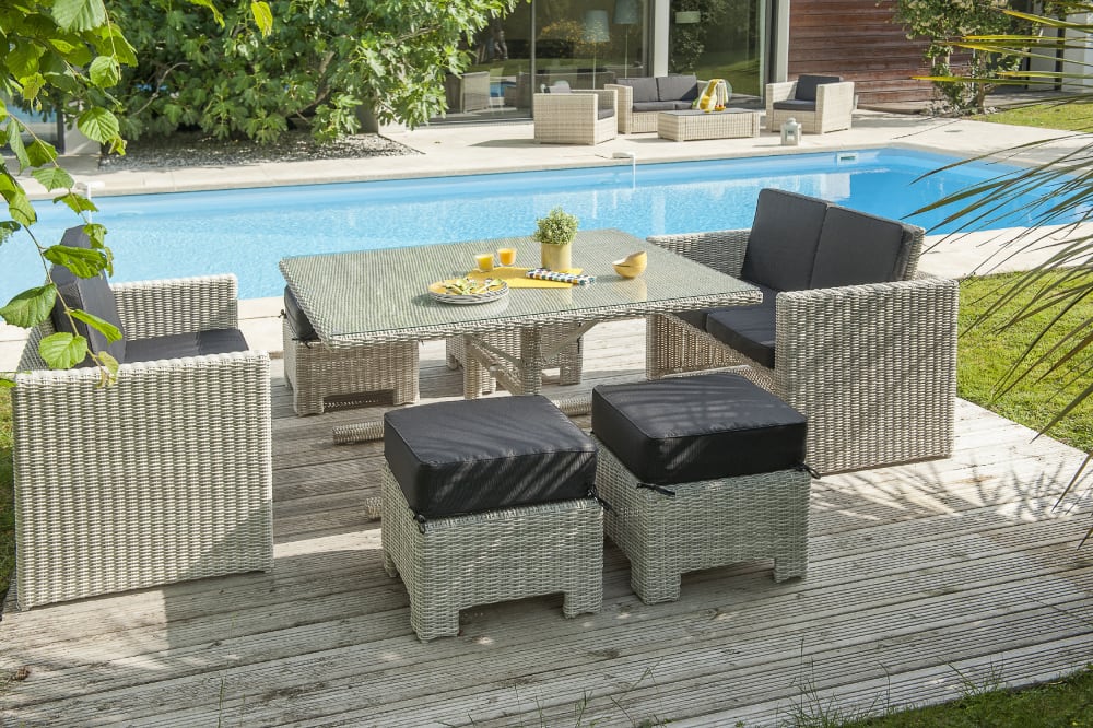 Ensemble repas de jardin encastrable 8 places en résine tressée - Maisons du Monde