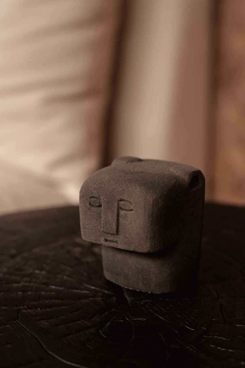 Statue grès gris 6x7x9cm - Maisons du Monde