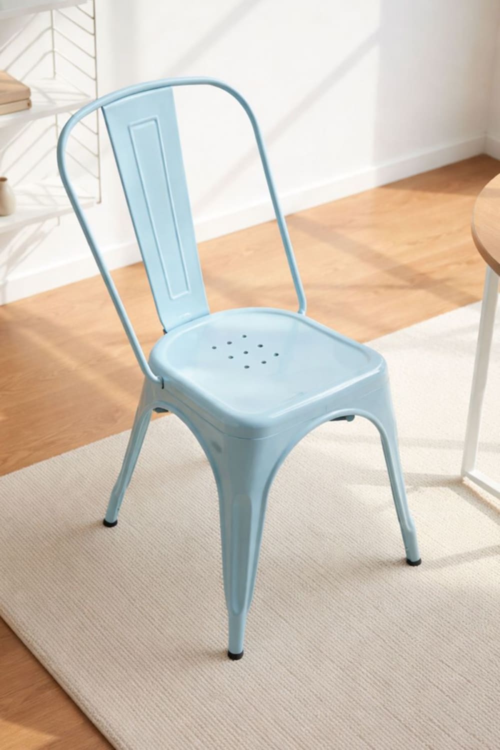 Silla en color azul cielo de estilo industrial en acero reforzado - Maisons du Monde