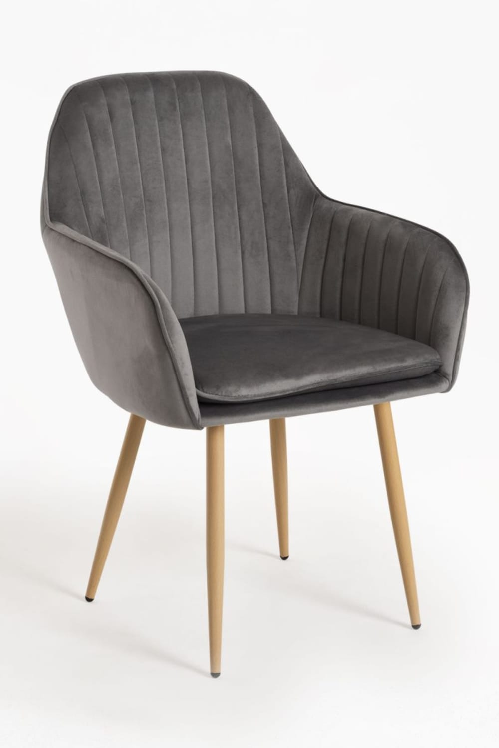 Silla en color gris oscuro de estilo boho en terciopelo
