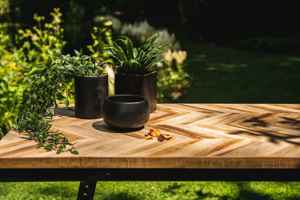Range-couverts bois de teck marron et noir 12x12x14cm — vue 4