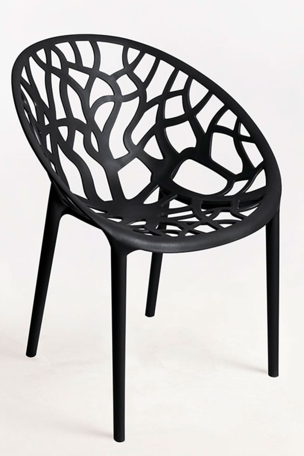 Silla en color negro de estilo vanguardista en polipropileno