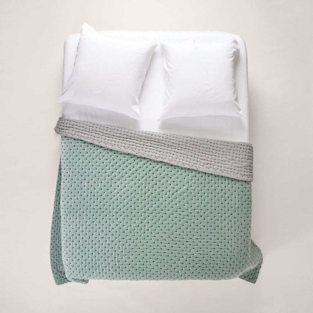 Couvre-lit matelassé en coton vert 170x260 cm - Maisons du Monde