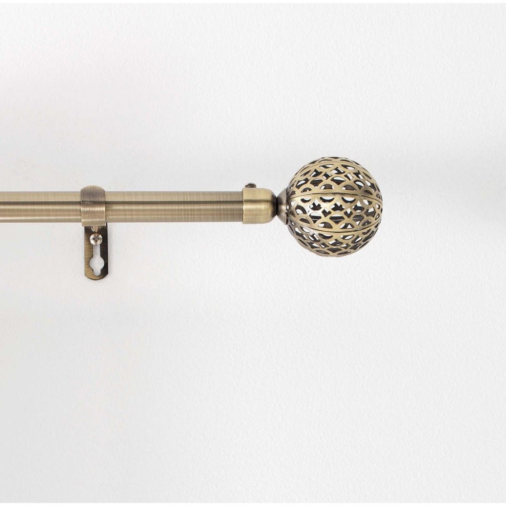 Douceur d'Intérieur Set aus Vorhangstange und Endstücken mit geschnitzten Kugeln style modern Gelb Metall