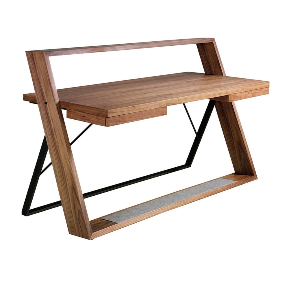 Bureau en noyer et acier noir Bureau en noyer et acier noir