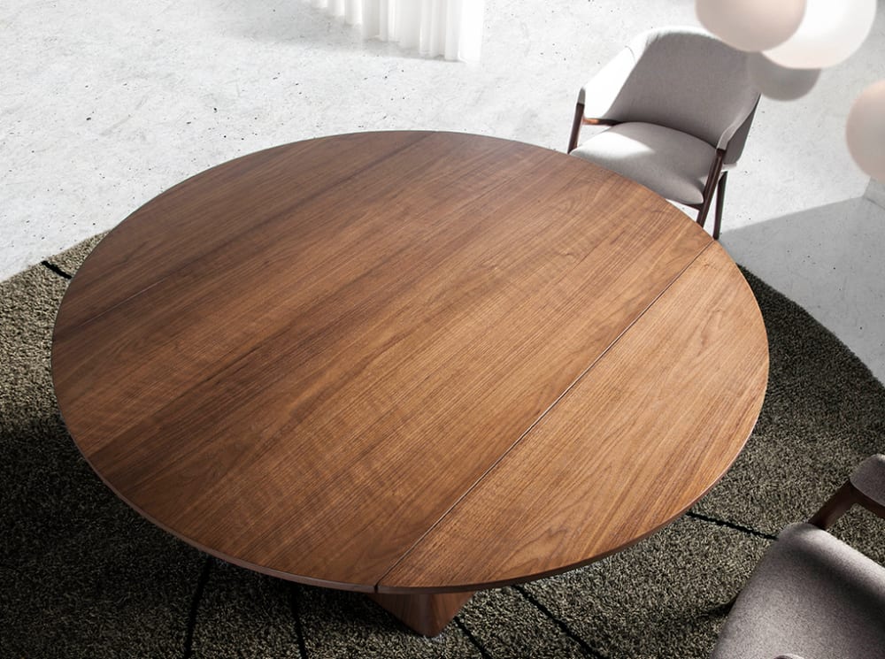 Table à manger extensible noir et effet bois noyer - Maisons du Monde