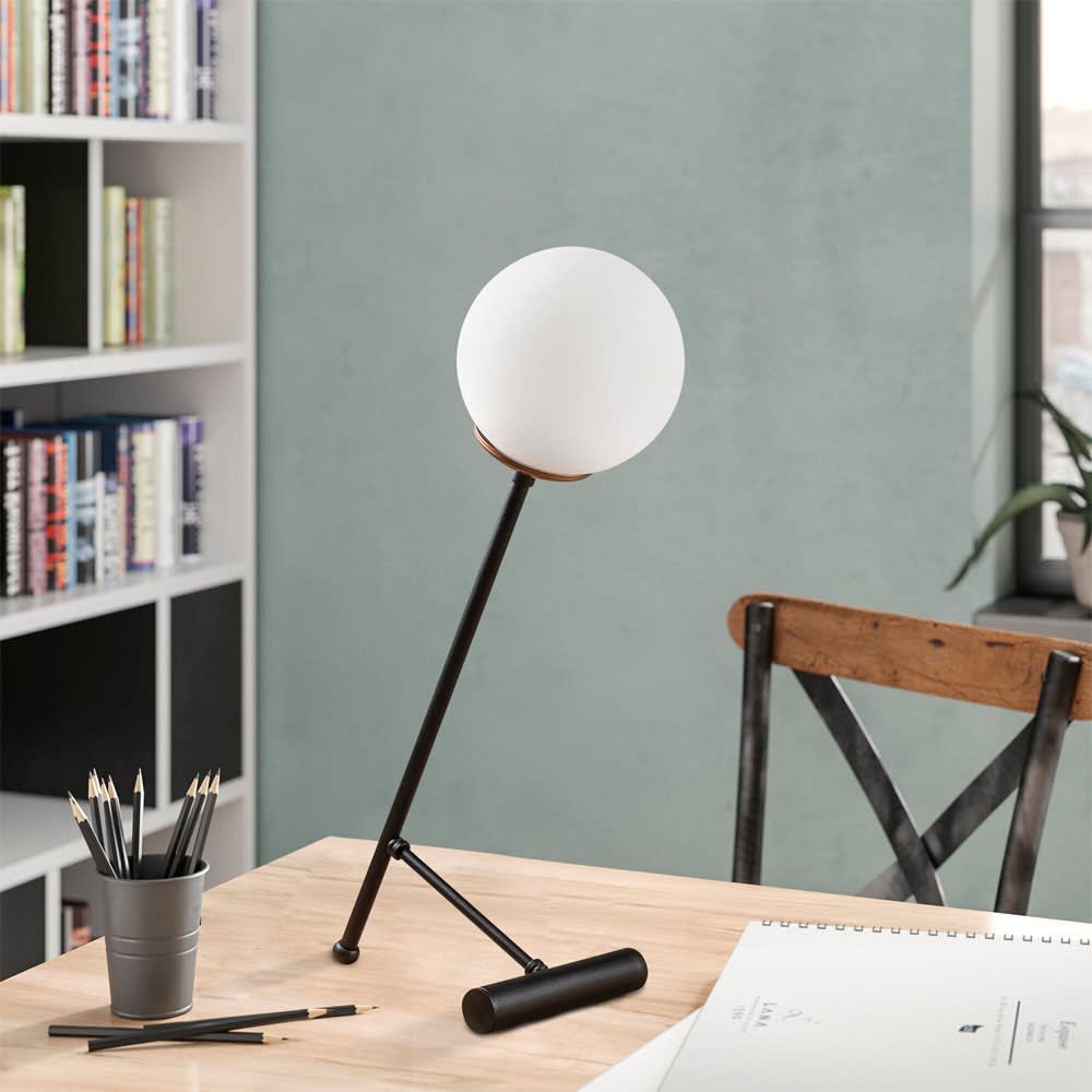 Lampe de table noire avec sphère en verre opale