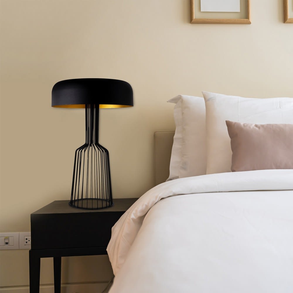 Lampe de table élégante en métal noir et doré — vue 3