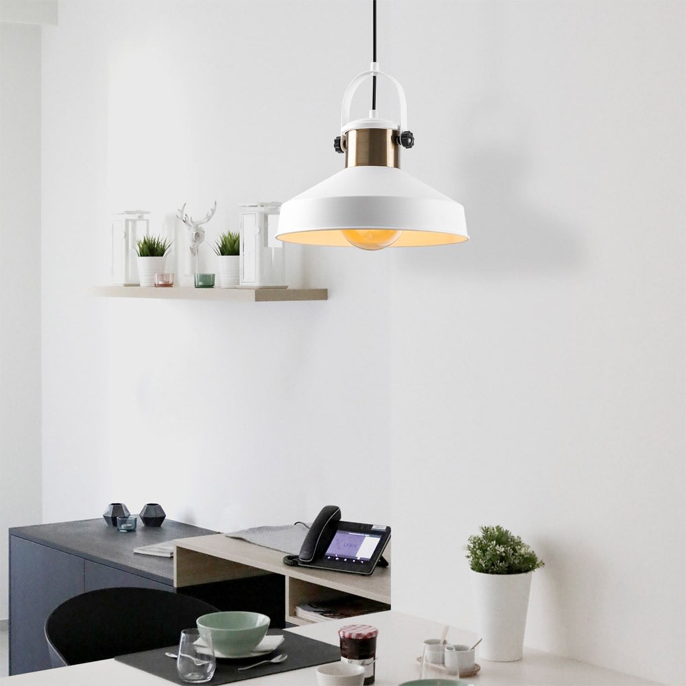 Lámpara de techo retro vintage blanco y detalles en latón - Maisons du Monde