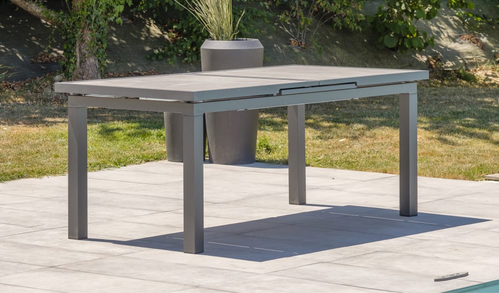 Tavolo da giardino in alluminio - Modello Contemporaneo - Alluminio