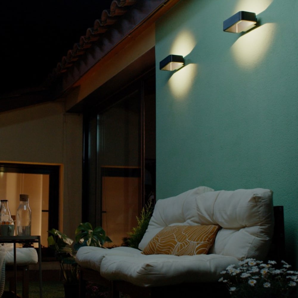 Applique d'extérieur LED en métal noir