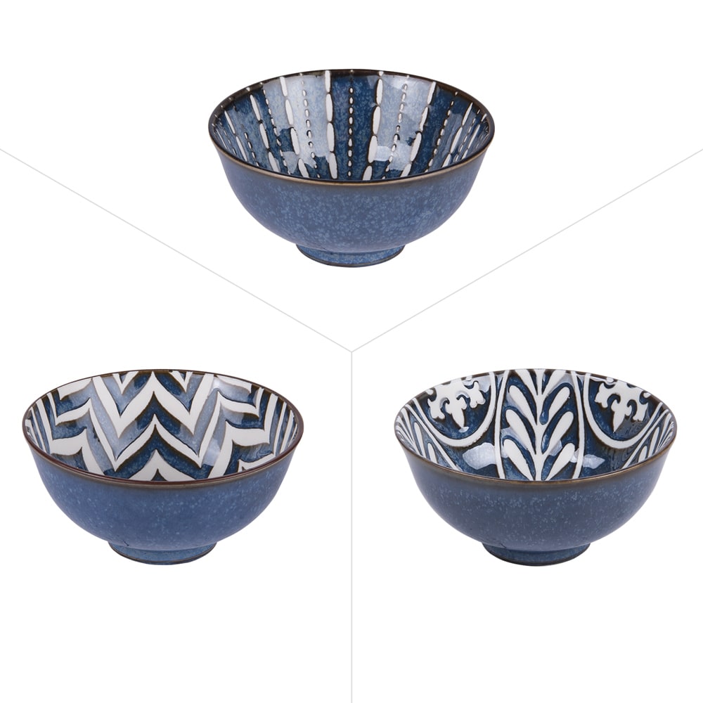 Lot de 3 bols en bleus en porcelaine 15 cm Lot de 3 bols en bleus en porcelaine 15 cm