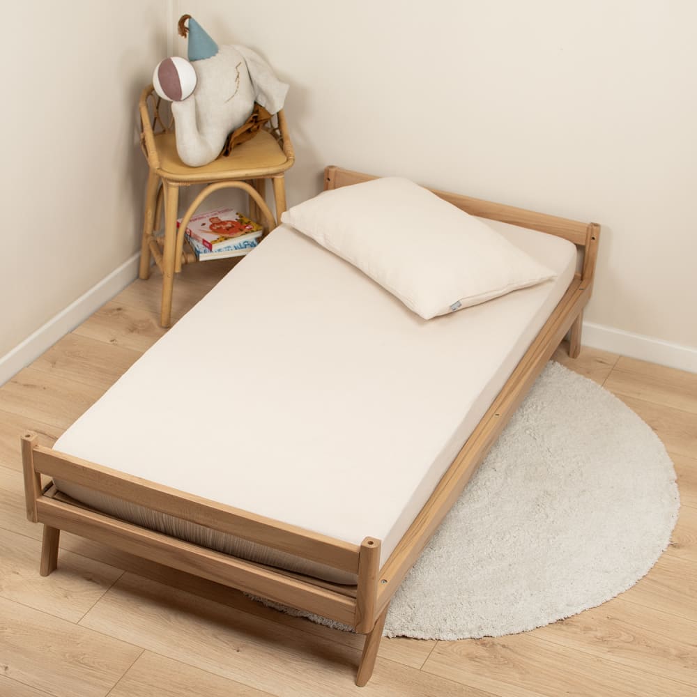 Drap housse gaze de coton beige 60x120 (Sevira Kids) - Image 2