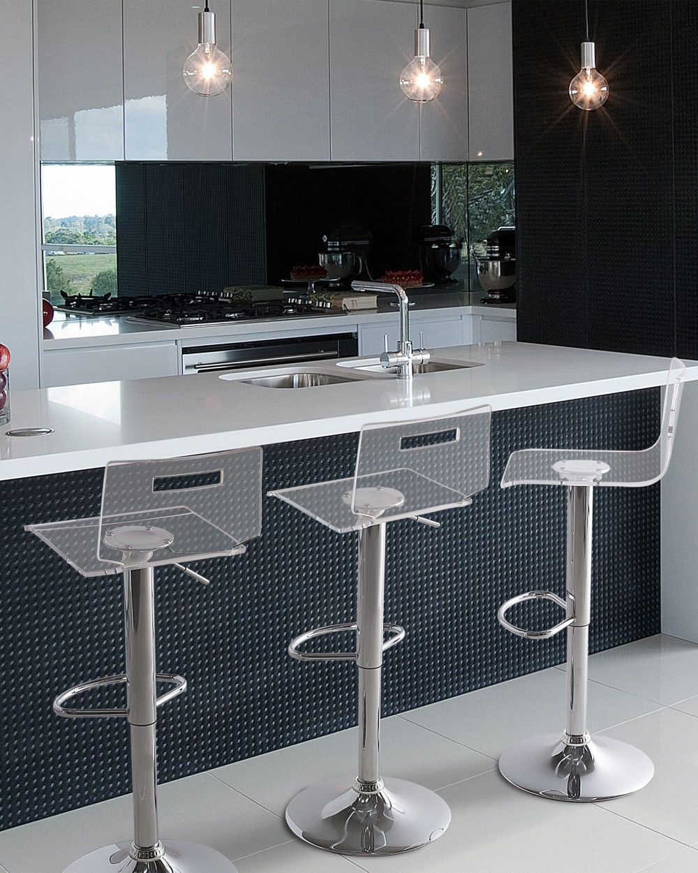 Set mit 2 Barstühlen aus Kunststoff, transparent - Maisons Du