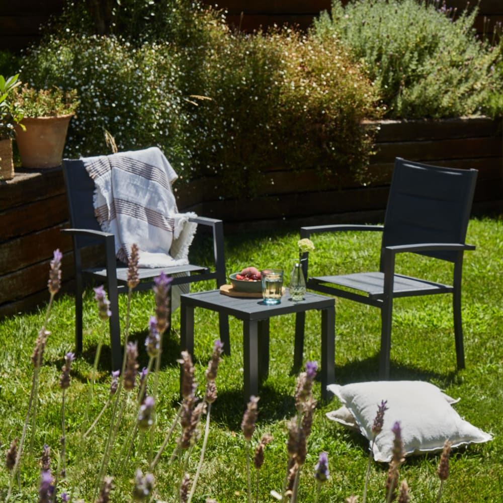 Ensemble de balcon avec 2 chaises et table basse gris anthracite