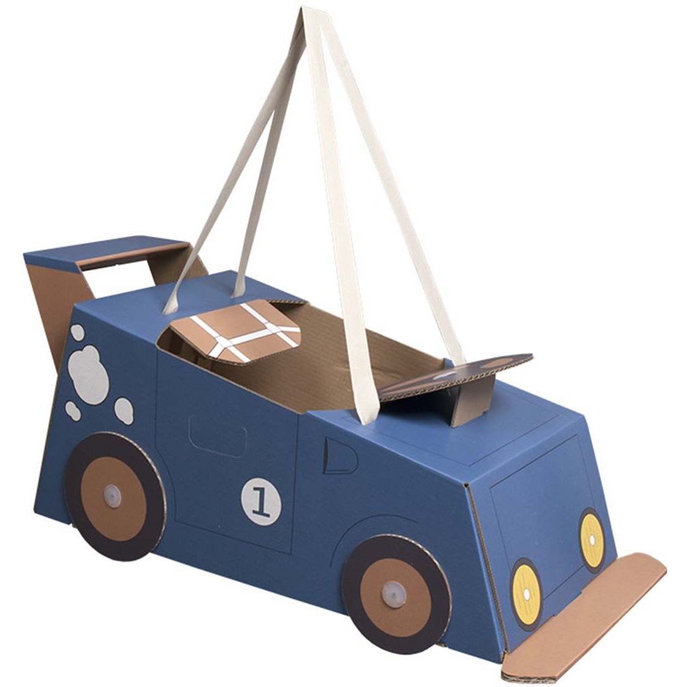 Voiture en carton mister