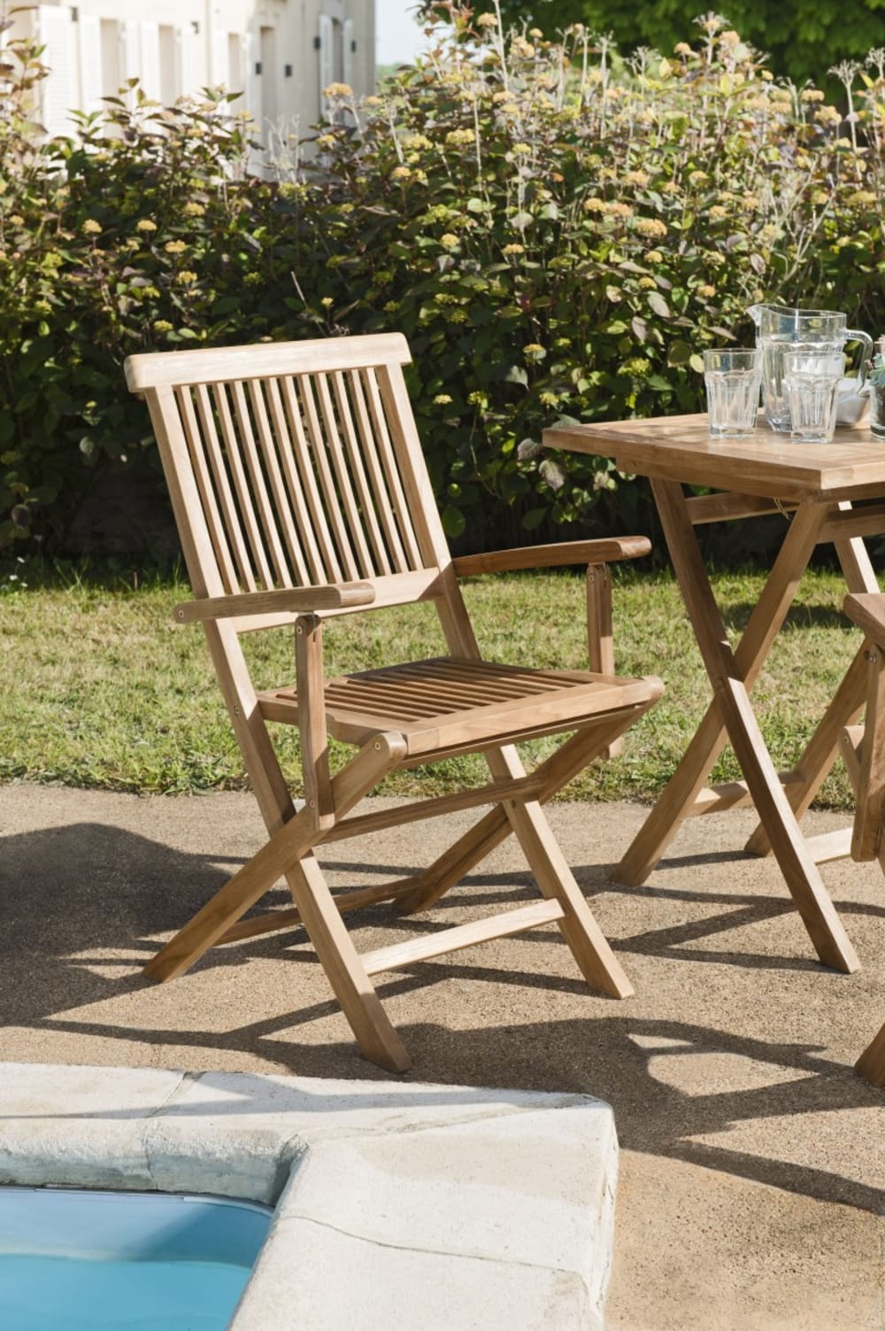 Conjunto de 2 sillones de jardín de madera de teca