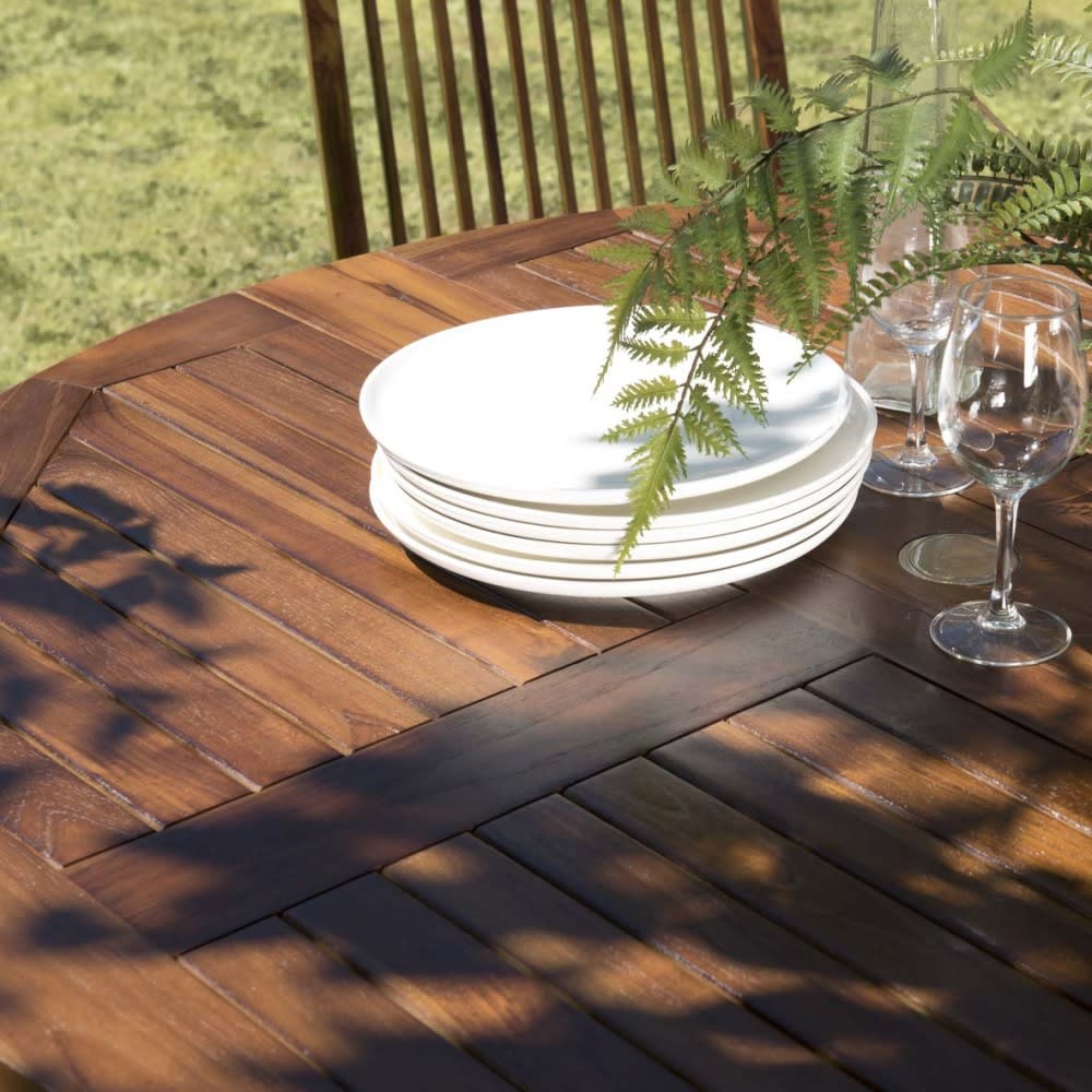 Table de jardin pliante 4/5 personnes en teck huilé - Maisons du Monde