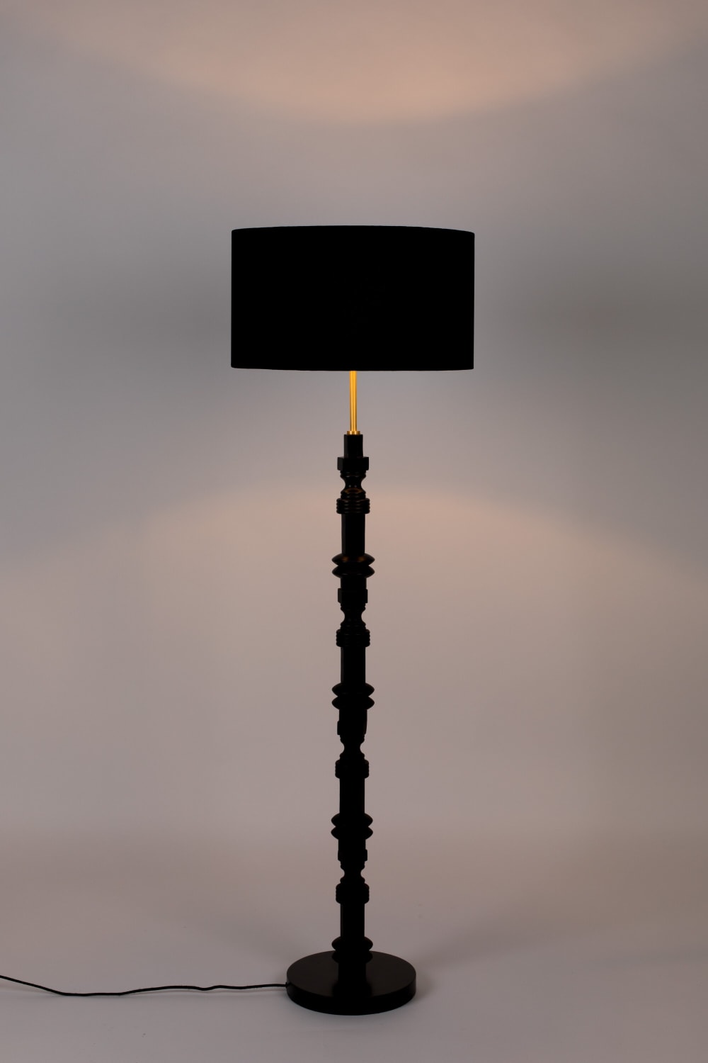 Lampadaire en aluminium noir - Maisons du Monde