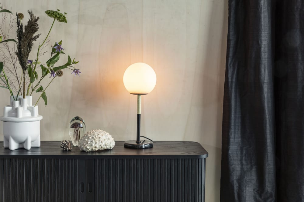 Lampe à poser en verre noir — vue 3