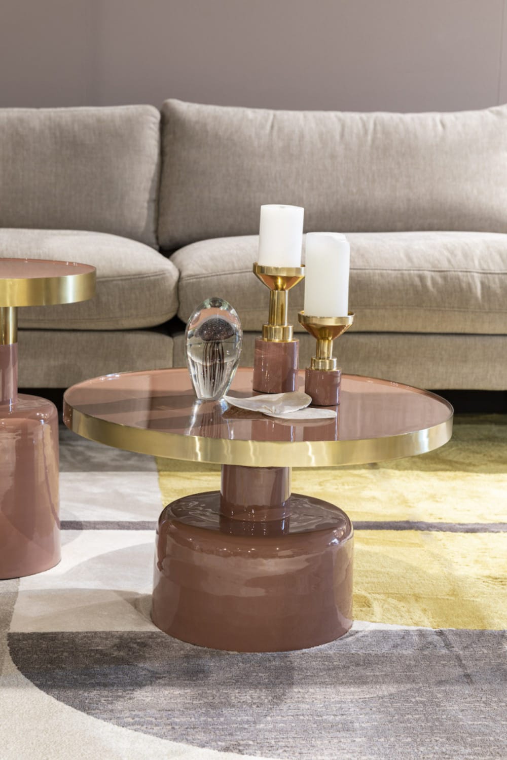 Table basse ronde en acier émaillé rose - Maisons du Monde