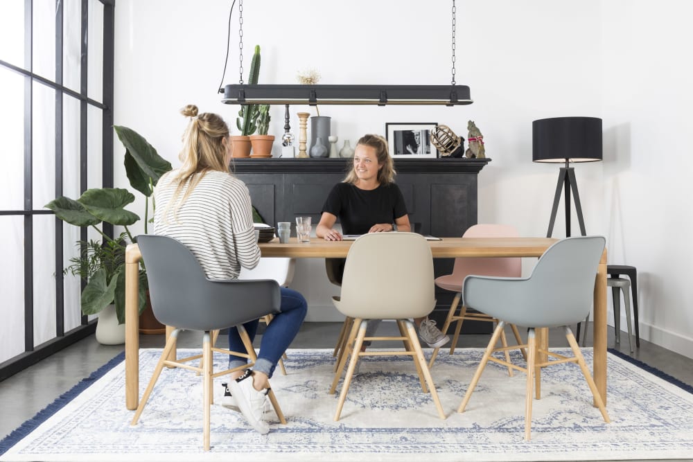 Lampadaire trépied en métal noir - Maisons du Monde