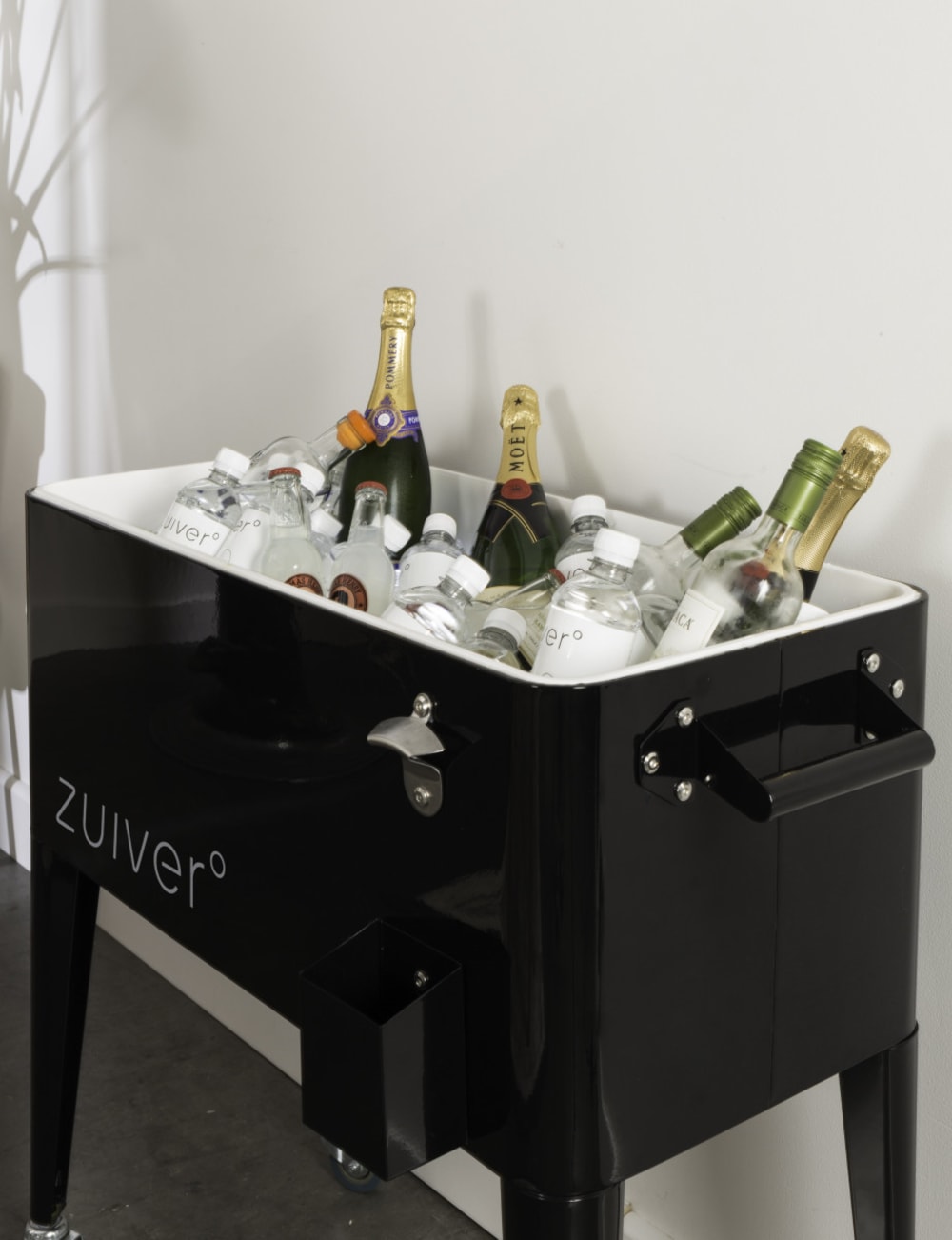 Bac à Glacons en acier noir sur roulettes