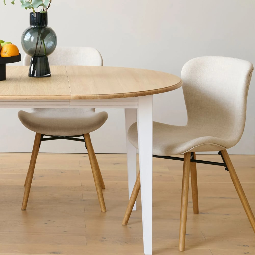 Lot de 2 chaises tissu et bois chêne amande