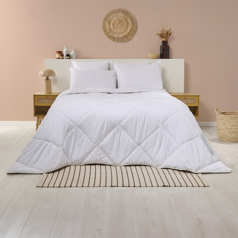 Couette chaude lavable à 95° 140x200cm - Maisons du Monde