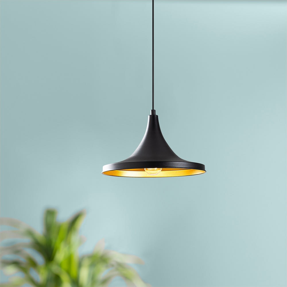 Lampada a sospensione con paralume aperto nero regolabile in