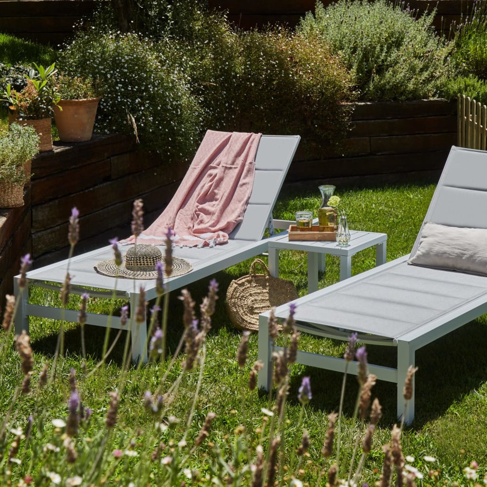 Table basse de jardin en aluminium blanc - Maisons du Monde