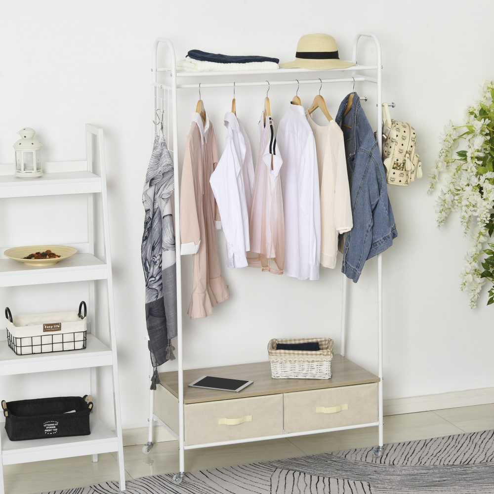 Perchero metálico con ruedas 99x47x185cm blanco y beige - Maisons du Monde