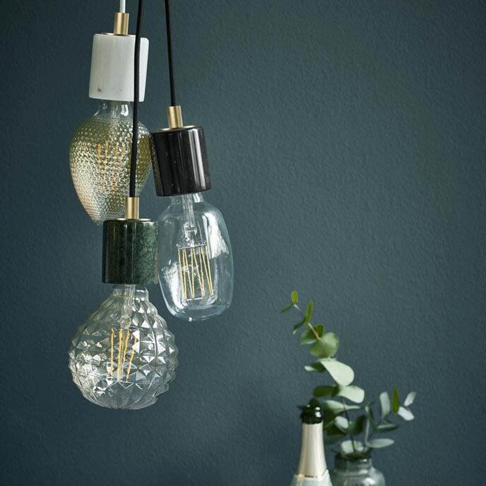 Lámpara original para iluminar techos color negro y pieza de mármol - Maisons du Monde