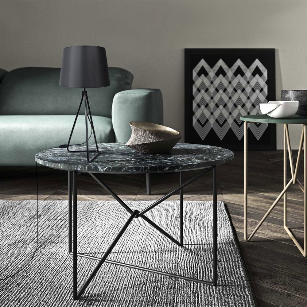 Lampe à poser métal noir abat-jour noir