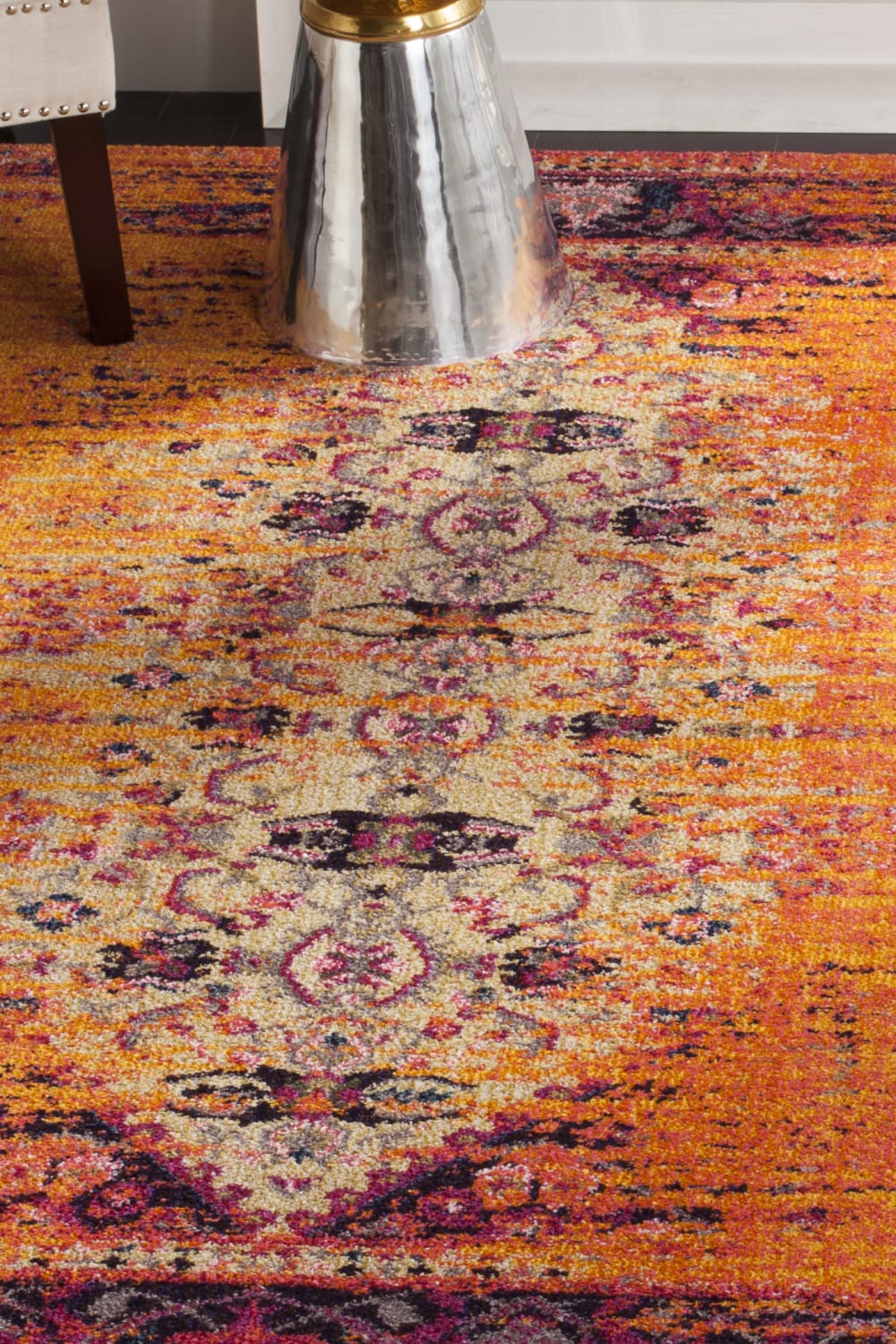 Tapis bohème chic en polypropylène orange/multicolore, 122 x 170 cm — vue 4