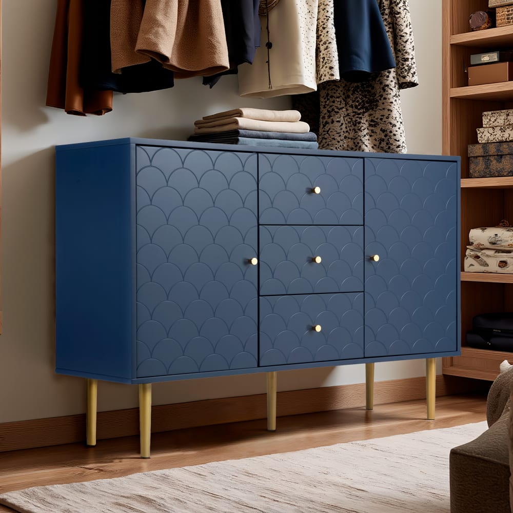 Armoire Élégante avec Motif Scallop et Pieds Dorés