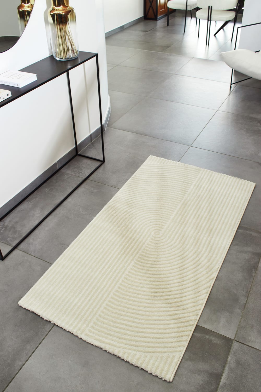 Tapis motif en relief crème - 80x150 — vue 3